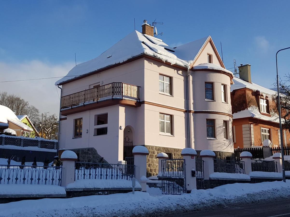 Vila Nejdek - Erzgebirge Aparthotel Luaran gambar